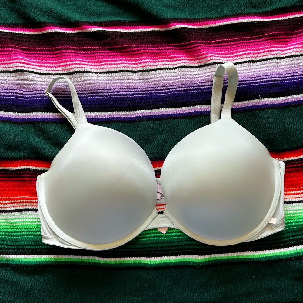 Victoria Secret bra 40DD